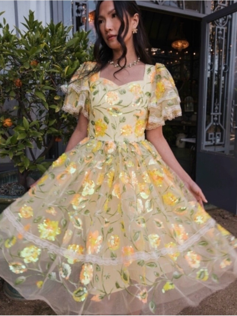 Jessakae Bramblet  Floral Yellow Lace Tea-Length dress